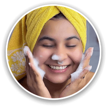 Ingrid Santos fazendo skincare